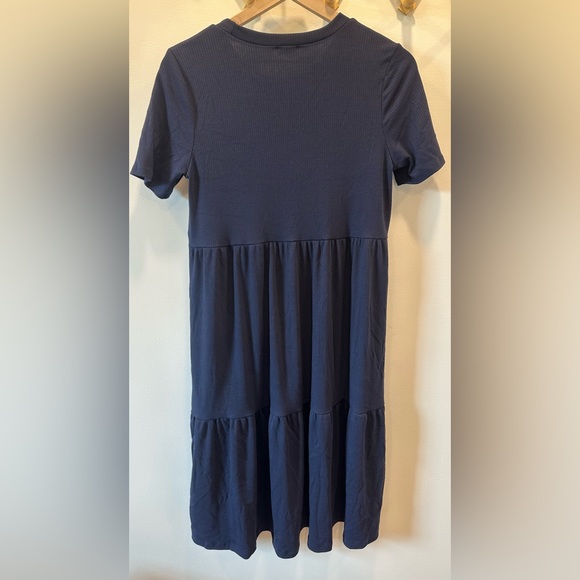 BRAND NEW ~ NEVER WORN ~ Navy Blue Ribbed Tiered Maternity Dress ~ Small ~ NWOT - Picture 6 of 7